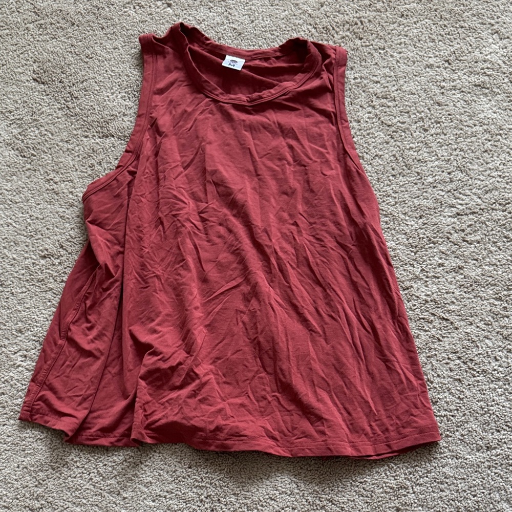 Senita Athletics swing Tank Top cayenne size medium